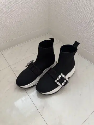 [ EVOL ] 니트 비쥬 숏 스니커즈 부츠