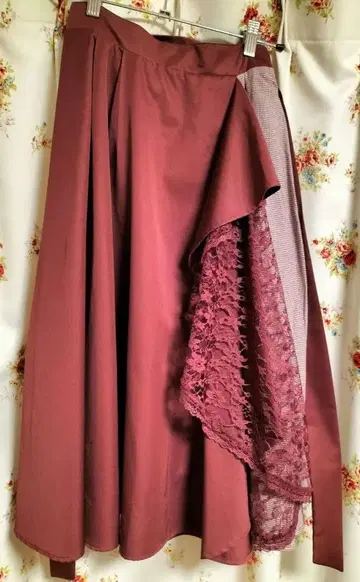 axesfemme 하운드투스 체크 x 무지 스커트