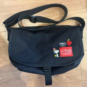 Manhattan Portage PEANUTS