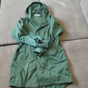 UNITED ARROWS BRACTMENT 후드 부착 그린 모즈 코트