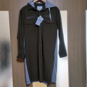 로데오 크라운즈 후드 부착 셔츠 원피스