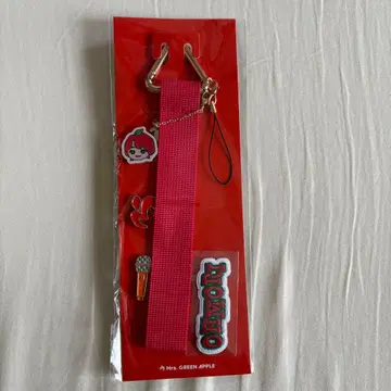 Mrs.GREEN APPLE Decoration Strap