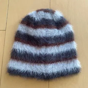 2톤 보더 니트 모자 nugu