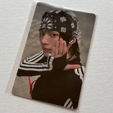 TWS play hard 라쿠텐 도훈