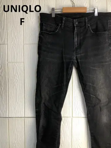 UNIQLO 블랙 데님 팬츠 82cm 허리