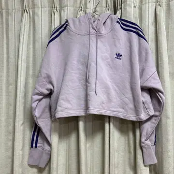 adidas 크롭 후드티 연보라