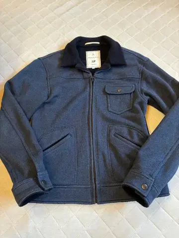 BLACK&BLUE 집업 자켓 size 2