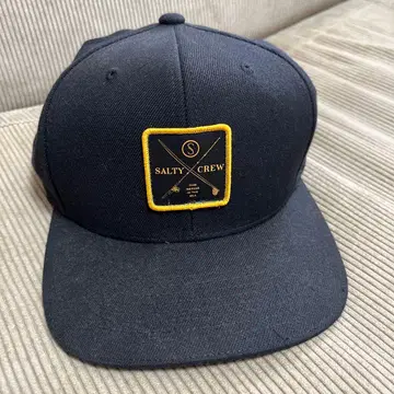 SALTY CREW 스냅백 캡 블랙