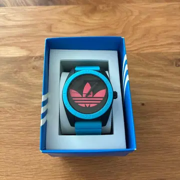adidas 파랑 블랙 레드 로고 손목시계