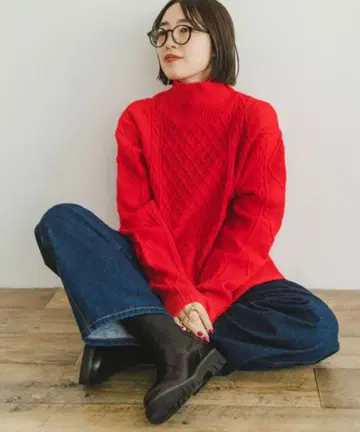 어반 리서치 하이넥 케이블 니트 레드