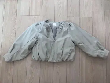 베이지 퍼프 슬리브 자켓