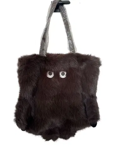 2025년 신상 새상품 ROOTOTE 2WAY 퍼 토트백 브라운