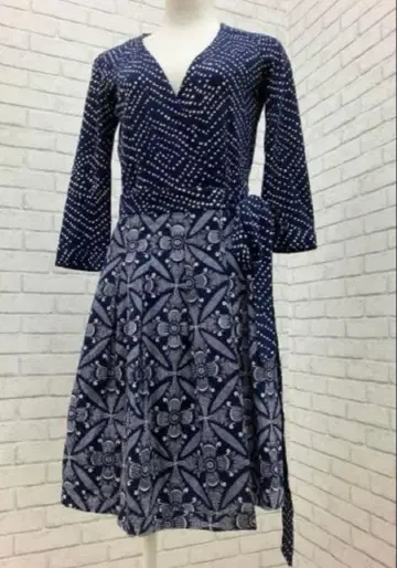 새상품급 DVF 다이앤 폰 파스텐버그 네이비 일본풍 패턴 카슈쿨 스트레치