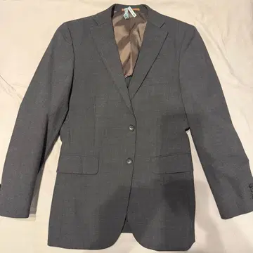 수트 상하의 그레이 새상품급 177cm/70kg에 저스트 사이즈