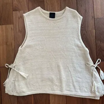 늑대와 올빼미 베스트 아이보리 TANDY