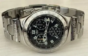 스와치 아이러니 크로노그래프