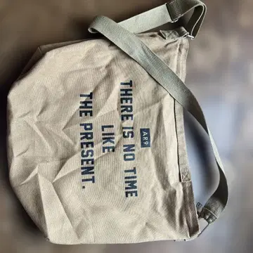 캔버스 숄더백 베이지