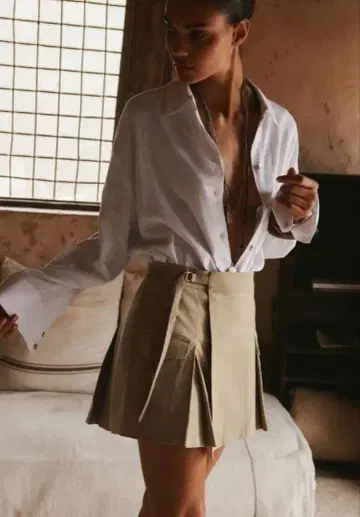 플리츠 미니 스커트 베이지 ZARA 새상품