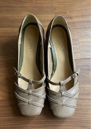 Sarah 펌프스 23.5cm