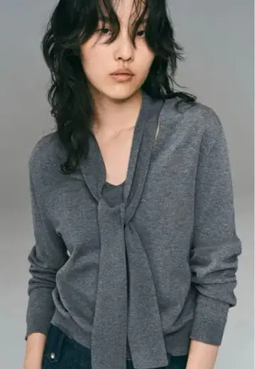 H&M 스카프 칼라 스웨터 xs