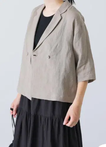 새상품 카구레 린넨 하프 슬리브 자켓