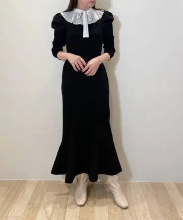 SNIDEL 플리츠 카라 니트 원피스