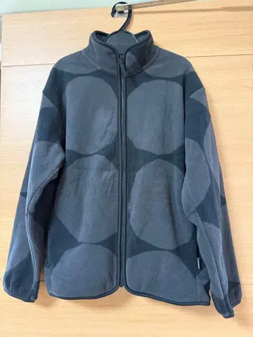 유니클로 마리메꼬 플리스 L 상하의 세트