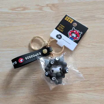 산리오 블랙 미야쿠미야쿠 쿠로미 완판템