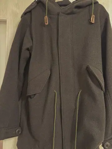 TMT 새상품급 후드 부착 코트 made in Japan 배송비 포함