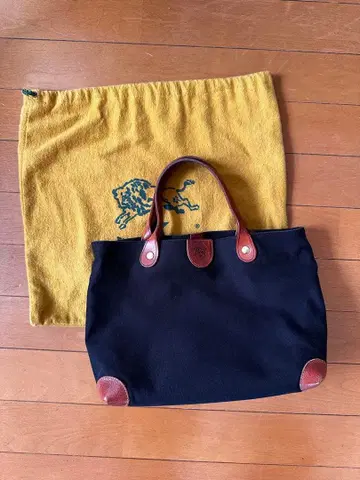 IL BISONTE 블랙 토트백