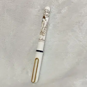 메종 잇토카쿠 만년필 다카하시 루미코 레트로