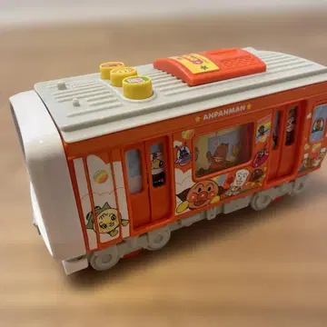 ANPANMAN 기차 2030 모델