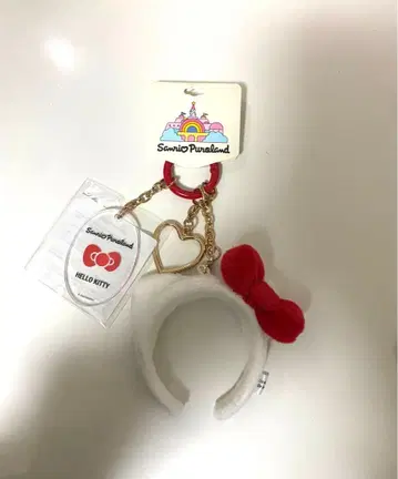 한정판 헬로키티 미니 머리띠 참 퓨로랜드 익명 배송 새상품