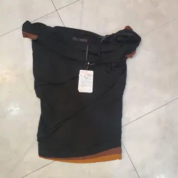 도나 카란 오프숄더 슬리브리스 상의