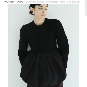 CLANE 도킹 파워 숄더 니트탑 블랙 사이즈 2