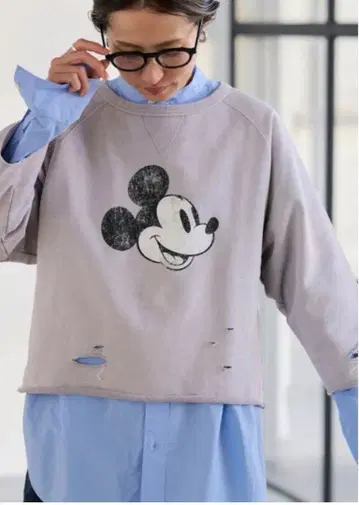 FRAMe WORK 미키마우스 맨투맨