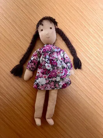 봉쁘앙 인형 미니 체리과 의류