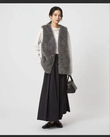 25AW 그레이 보아 베스트 유나이티드 애로우즈