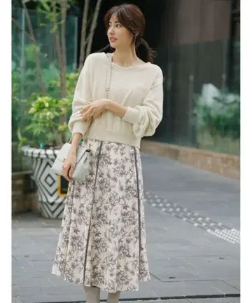 any SiS 애니시스 라메 페더 니트 x 플라워 스커트