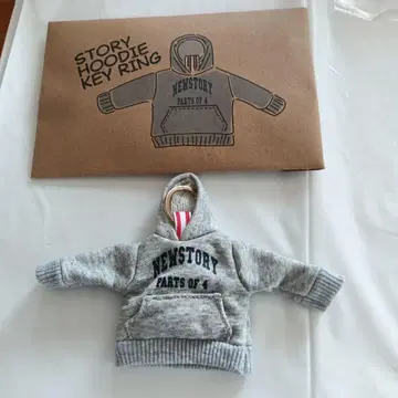 NEWS 스토리 후드티 키링