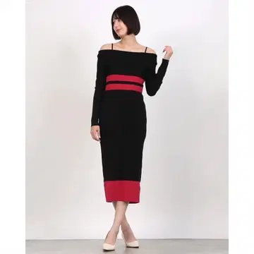 오프숄더 니트 원피스 블랙 빨간색 스트라이프