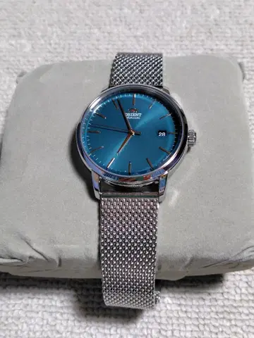 오리엔트 자동 와인딩 현행 모델 손목시계