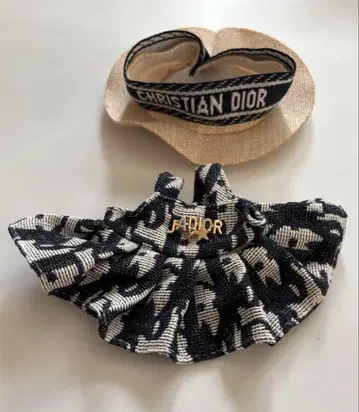 러브돌 옷 갈아입기 의류 드레스와 햇 세트