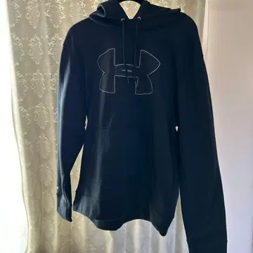 Under Armour 블랙 트레이닝복 팬츠 세트