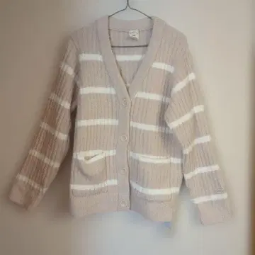 미사용 새상품 젤라또피케 가디건 보더 베이지