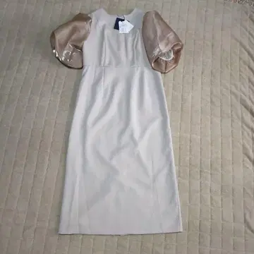 오펙 원피스 소매 샴페인 골드 베이지 원피스