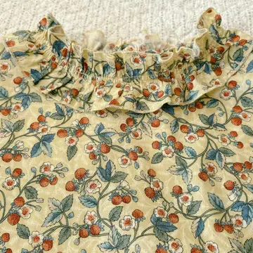 사만사 모스모스 프릴 풀오버 딸기 무늬 딸기 무늬