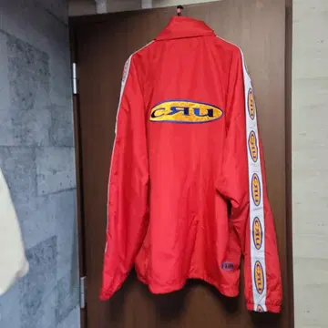 CRU 레드 나일론 자켓