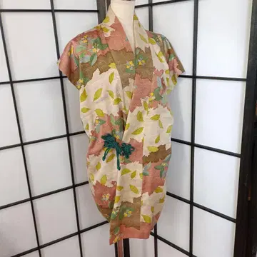 꽃무늬 겉옷 핑크 그린 베이지