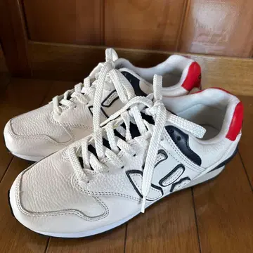 SANGACIC 화이트 가죽 스니커즈 미사용